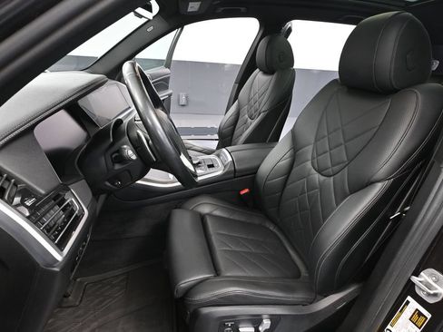 Used 2023 BMW X5 xDrive40i AWD/4WD image 24