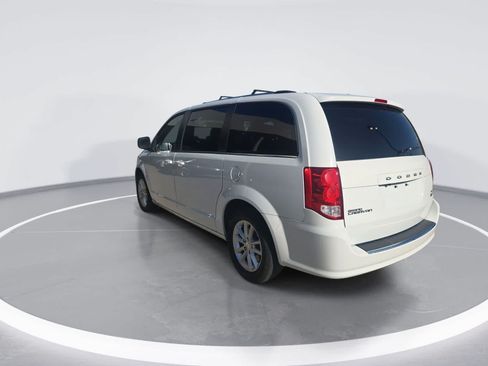 Used 2018 Dodge Grand Caravan SXT FWD image 6