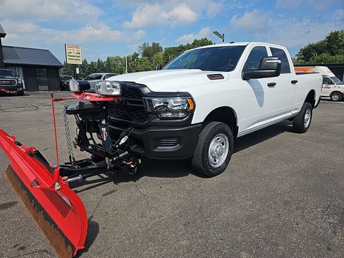Used 2023 RAM 2500 Tradesman AWD/4WD image 8