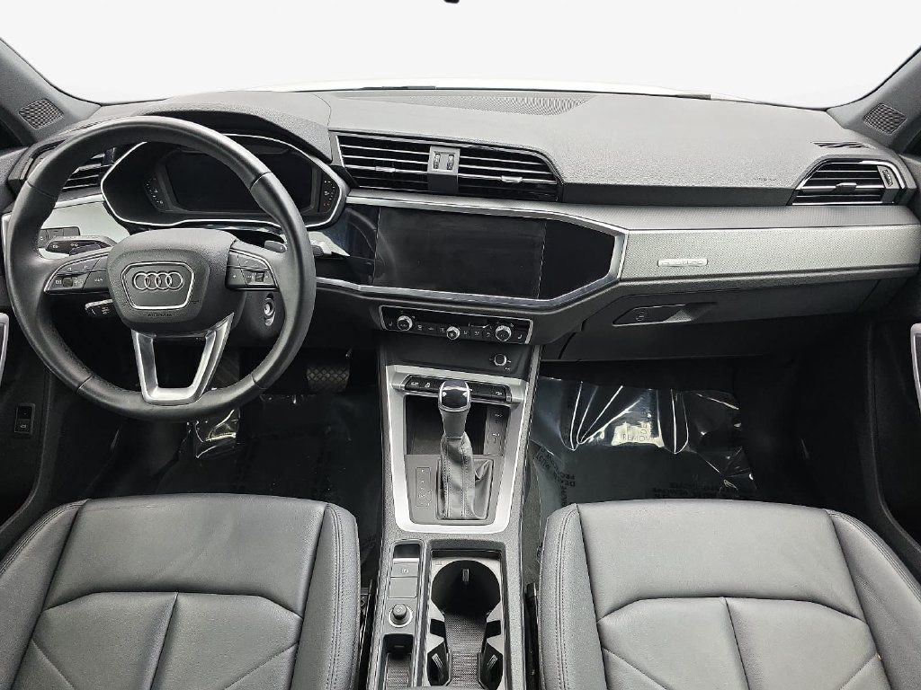 Used 2025 Audi Q3 2.0T Premium AWD/4WD image 13