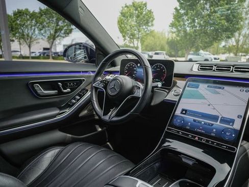 Certified 2022 Mercedes-Benz S 500 4MATIC image 19