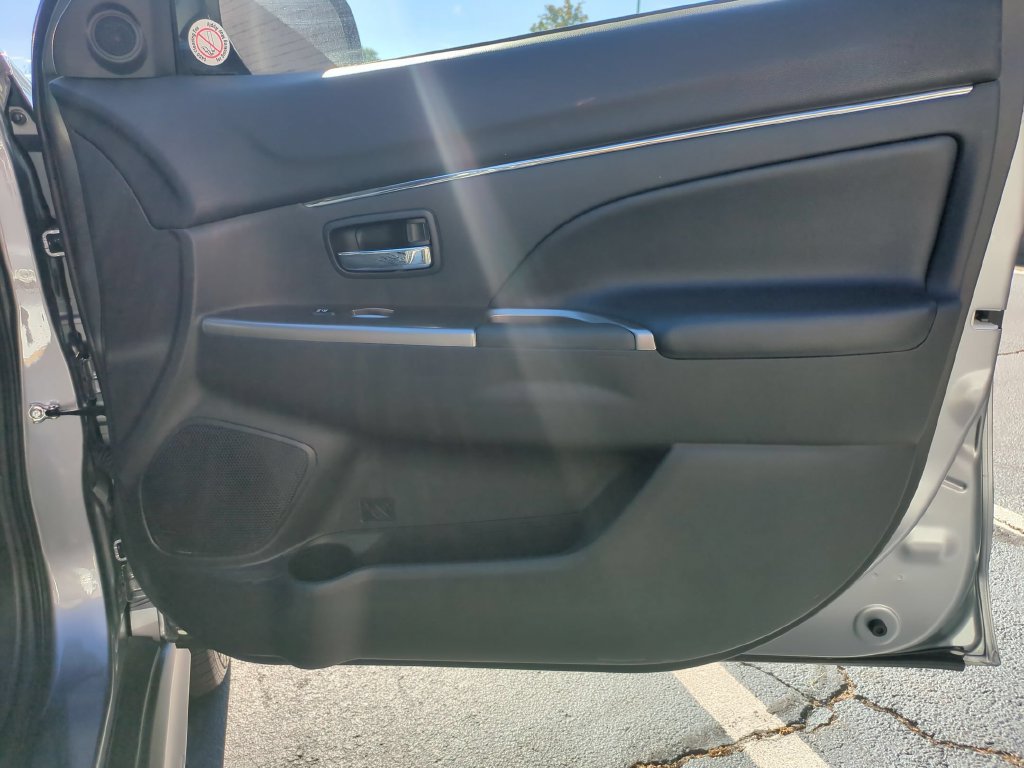 Used 2025 Mitsubishi Outlander Sport SE AWD/4WD image 32