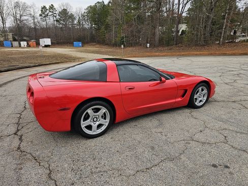 Used 1997 Chevrolet Corvette Coupe w/ Memory Pkg image 6