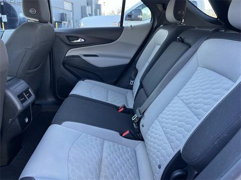Used 2018 Chevrolet Equinox LS image 20