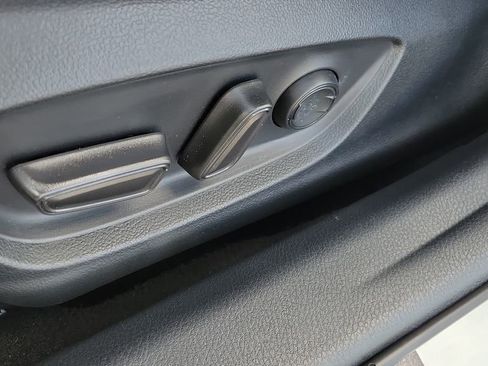 Used 2024 Toyota Camry SE image 26