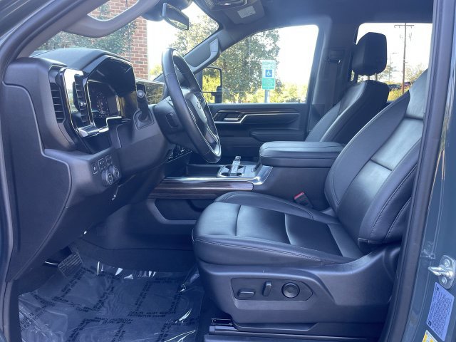 Certified 2025 Chevrolet Silverado 3500 LT w/ All Star Edition AWD/4WD image 12