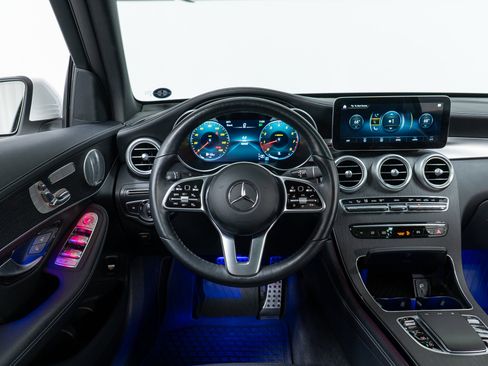 Certified 2020 Mercedes-Benz GLC 300 4MATIC image 17