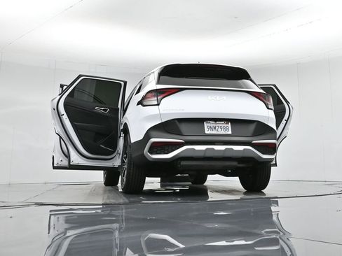 Used 2024 Kia Sportage EX image 46