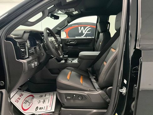 New 2026 GMC Sierra 1500 AT4 w/ Technology Package AWD/4WD image 8