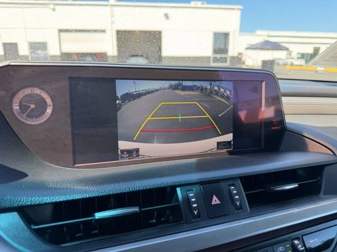 Used 2019 Lexus ES 350 F Sport w/ Accessory Package FWD image 24