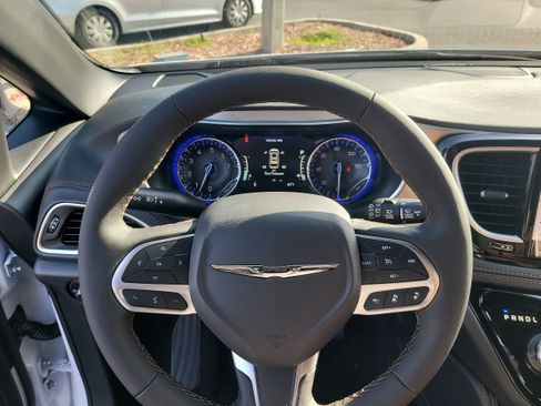 New 2026 Chrysler Pacifica Pinnacle FWD image 21