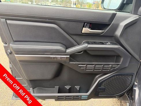 Used 2024 Toyota Tacoma TRD Off-Road w/ TRD Off Road Premium Package image 19