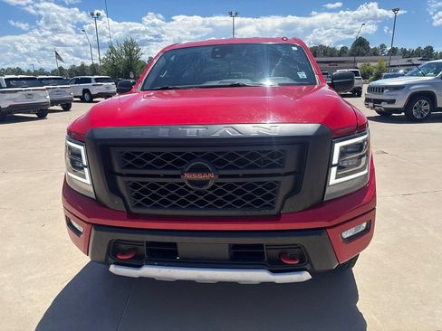 Used 2021 Nissan Titan PRO-4X AWD/4WD image 3