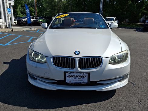Used 2011 BMW 335i Convertible RWD image 2