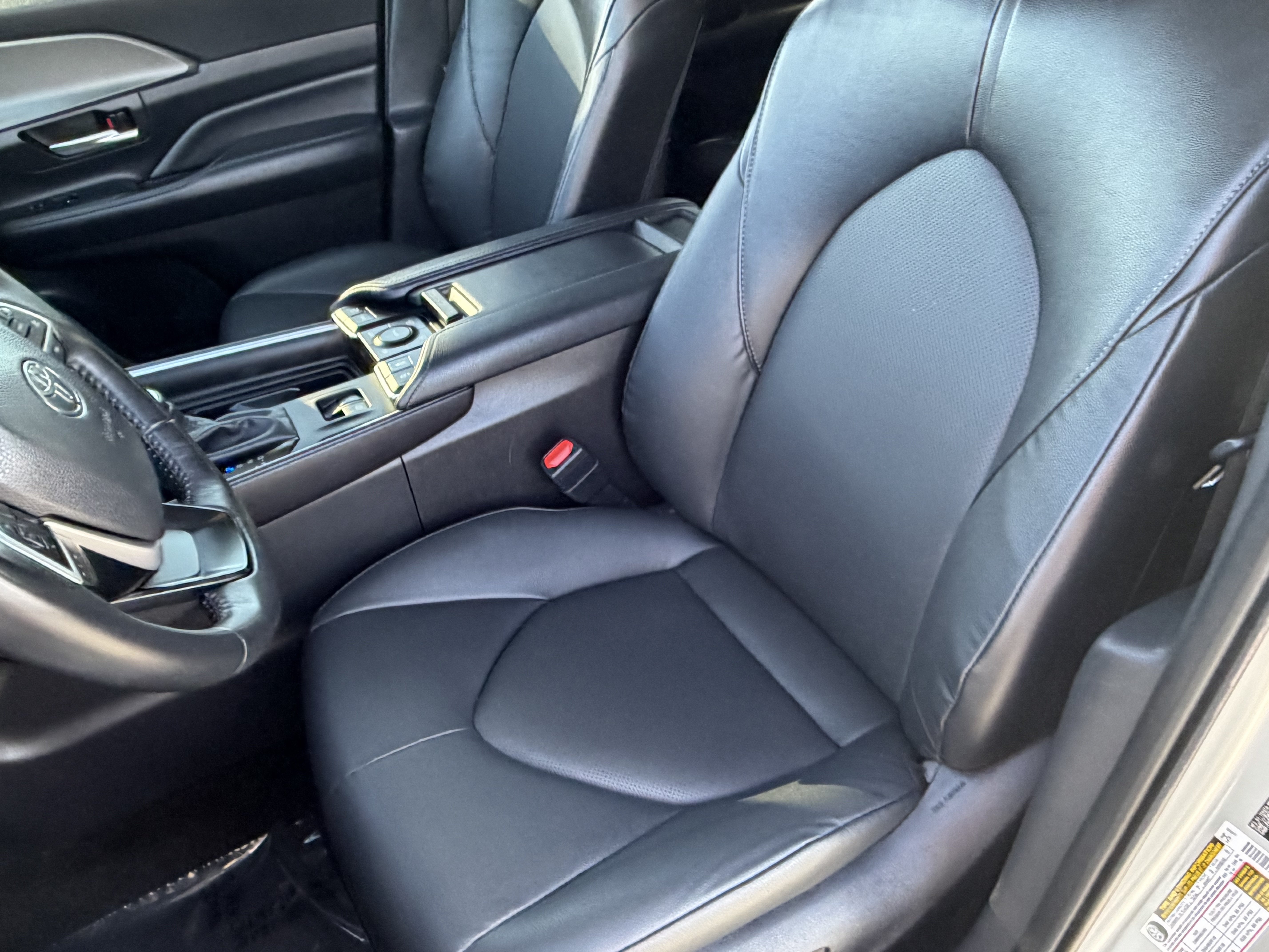 Certified 2025 Toyota Grand Highlander AWD image 27