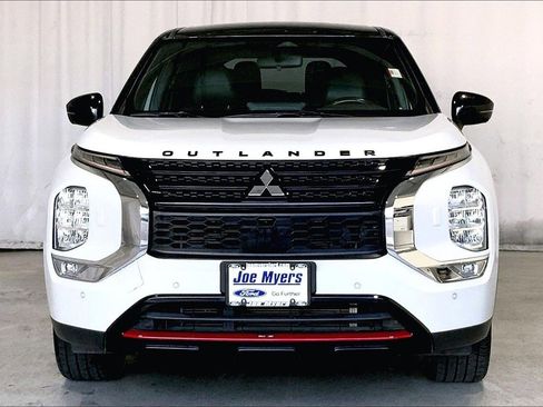 Used 2023 Mitsubishi Outlander Ralliart image 2