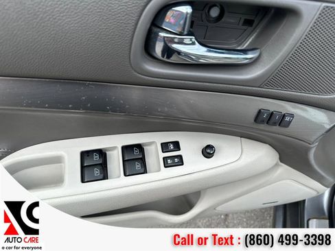 Used 2012 INFINITI G37 x Sedan w/ Premium Pkg image 18