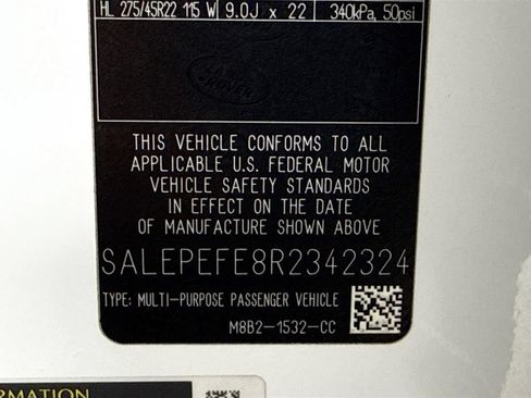 Used 2024 Land Rover Defender 110 SE AWD/4WD image 28