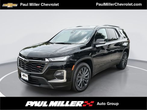 Certified 2023 Chevrolet Traverse RS AWD/4WD image 1