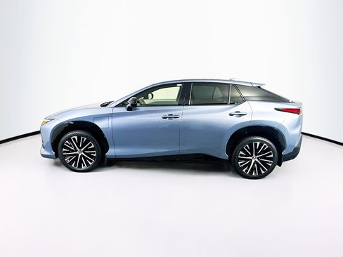 Used 2023 Lexus RZ 450e Premium w/ Technology Package image 4