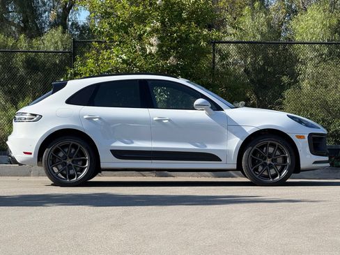 New 2026 Porsche Macan GTS AWD/4WD image 8