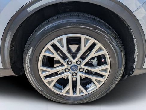 Used 2022 Ford Escape SEL FWD image 10
