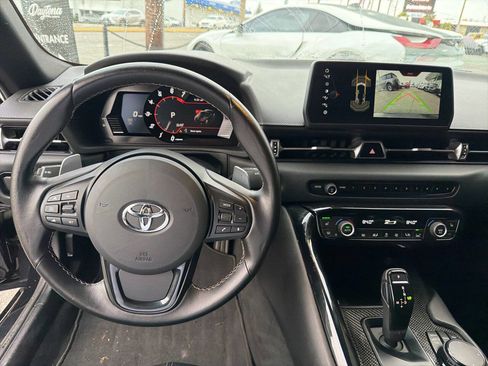 Used 2021 Toyota Supra Premium image 28