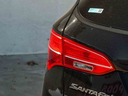 Used 2015 Hyundai Santa Fe Sport FWD image 6