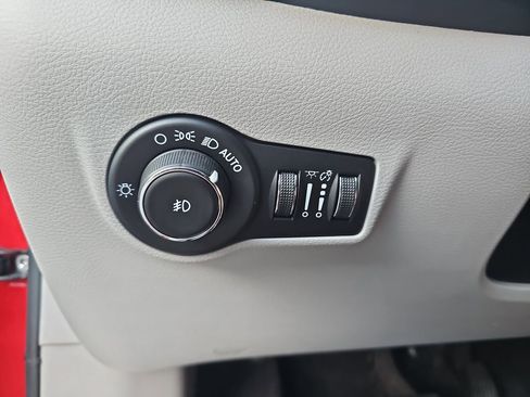 Certified 2023 Jeep Compass Limited image 24