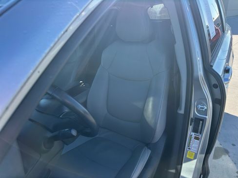 Used 2024 Toyota Sienna XLE image 26