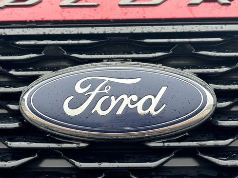 Used 2018 Ford Explorer Sport AWD/4WD image 10