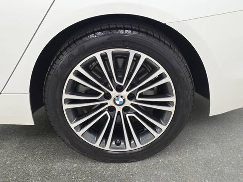 Used 2018 BMW 530i xDrive AWD/4WD image 32