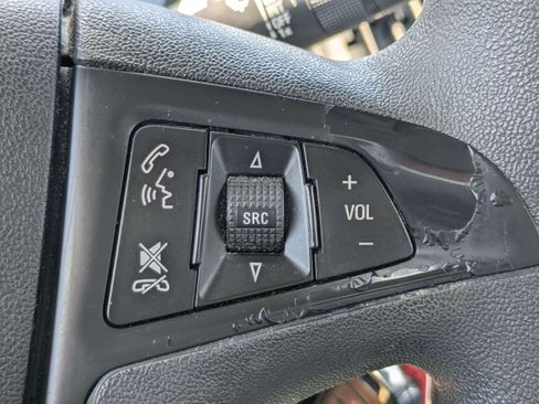 Used 2015 Chevrolet Equinox LS FWD image 23