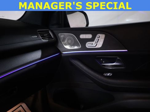 Used 2025 Mercedes-Benz GLS 450 4MATIC image 27