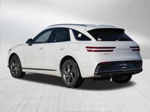 New 2026 Genesis GV70 2.5T Advanced image 2