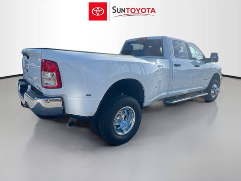 Used 2024 RAM 3500 Big Horn AWD/4WD image 4