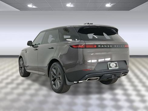 New 2026 Land Rover Range Rover Sport SE image 3