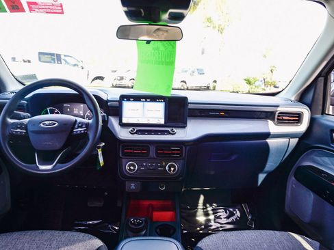 Used 2024 Ford Maverick XLT image 12