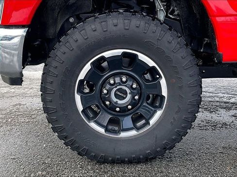 Used 2025 Ford F350 XLT w/ Tremor Off-Road Package AWD/4WD image 7