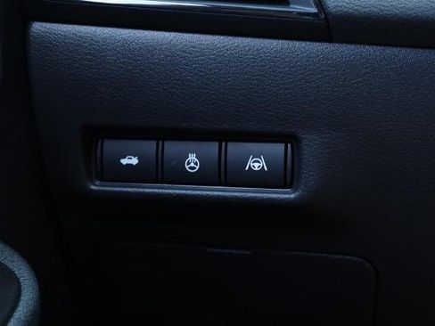 New 2026 Nissan Sentra SR FWD image 20