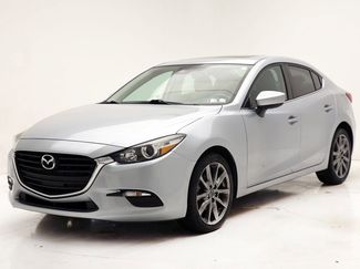 Used 2018 MAZDA MAZDA3 Touring video 2
