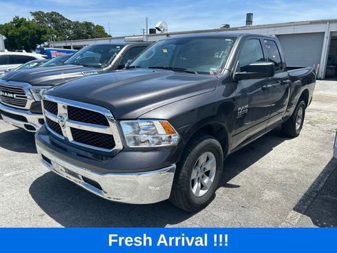 Used 2024 RAM 1500 Classic SLT AWD/4WD image 1