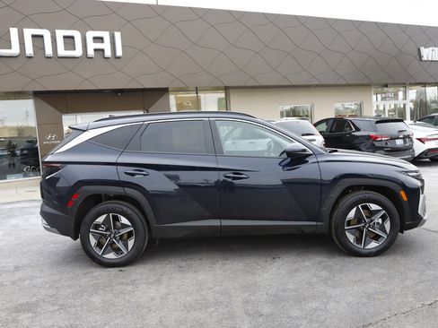 New 2026 Hyundai Tucson SEL image 2