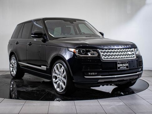 Used 2016 Land Rover Range Rover Supercharged image 11