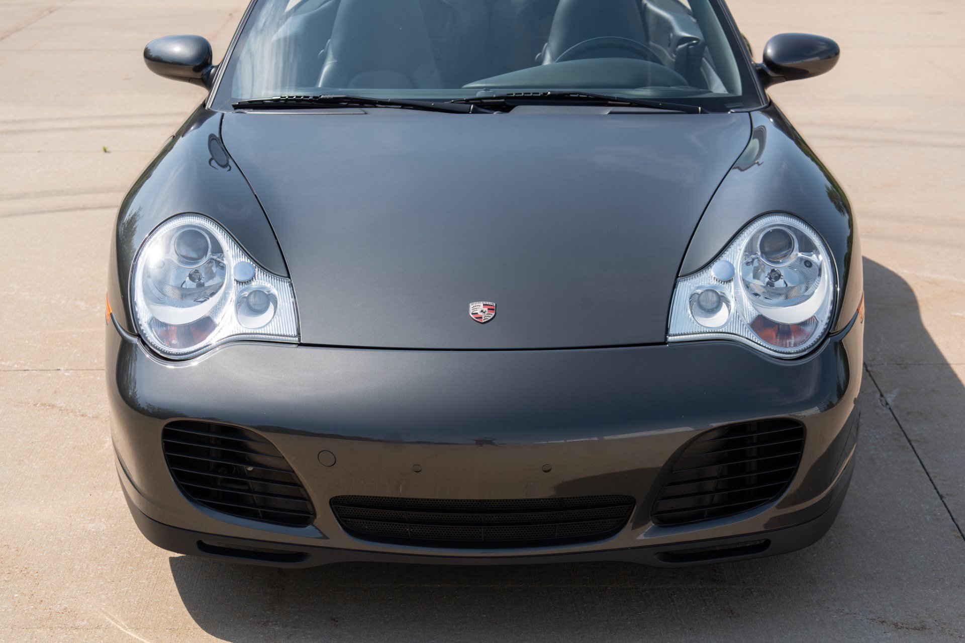 Used 2004 Porsche 911 Carrera 4S AWD/4WD image 15