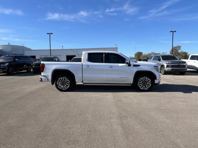 Certified 2024 GMC Sierra 1500 Denali Ultimate AWD/4WD image 3