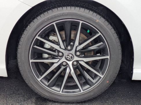 Used 2024 Toyota Camry SE image 13