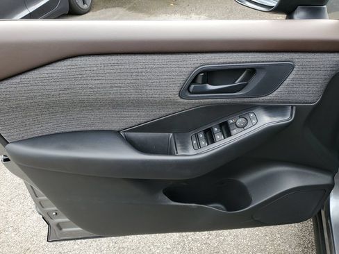 Certified 2023 Nissan Rogue S FWD image 15