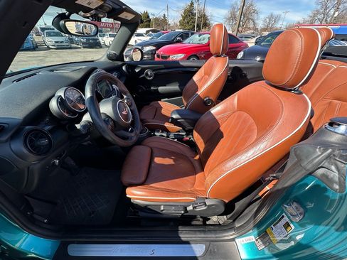 Used 2017 MINI Cooper S image 19