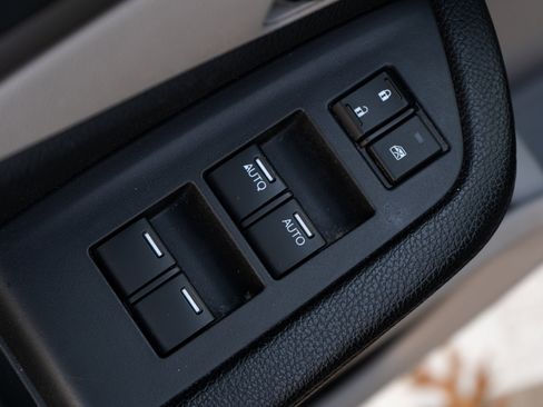 Used 2016 Honda Pilot EX-L image 40